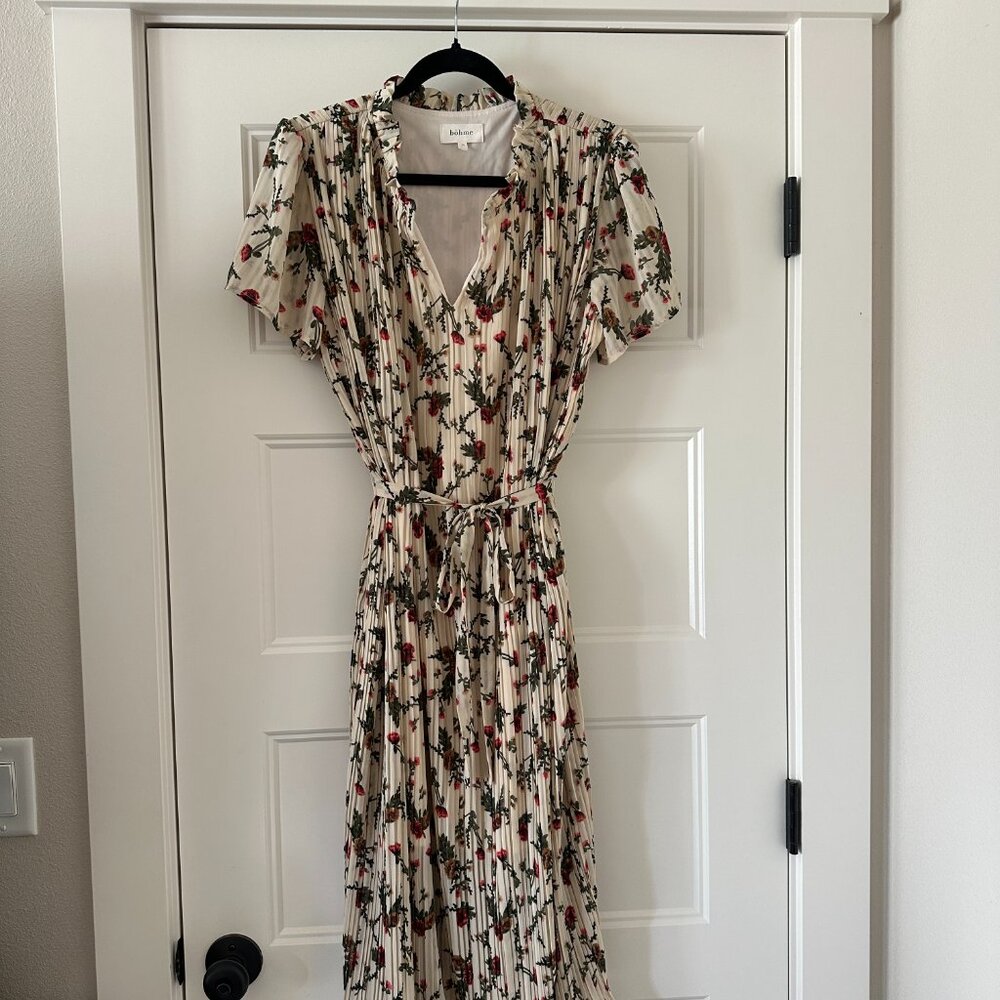 Floral Pleated Tie Waist Dress
